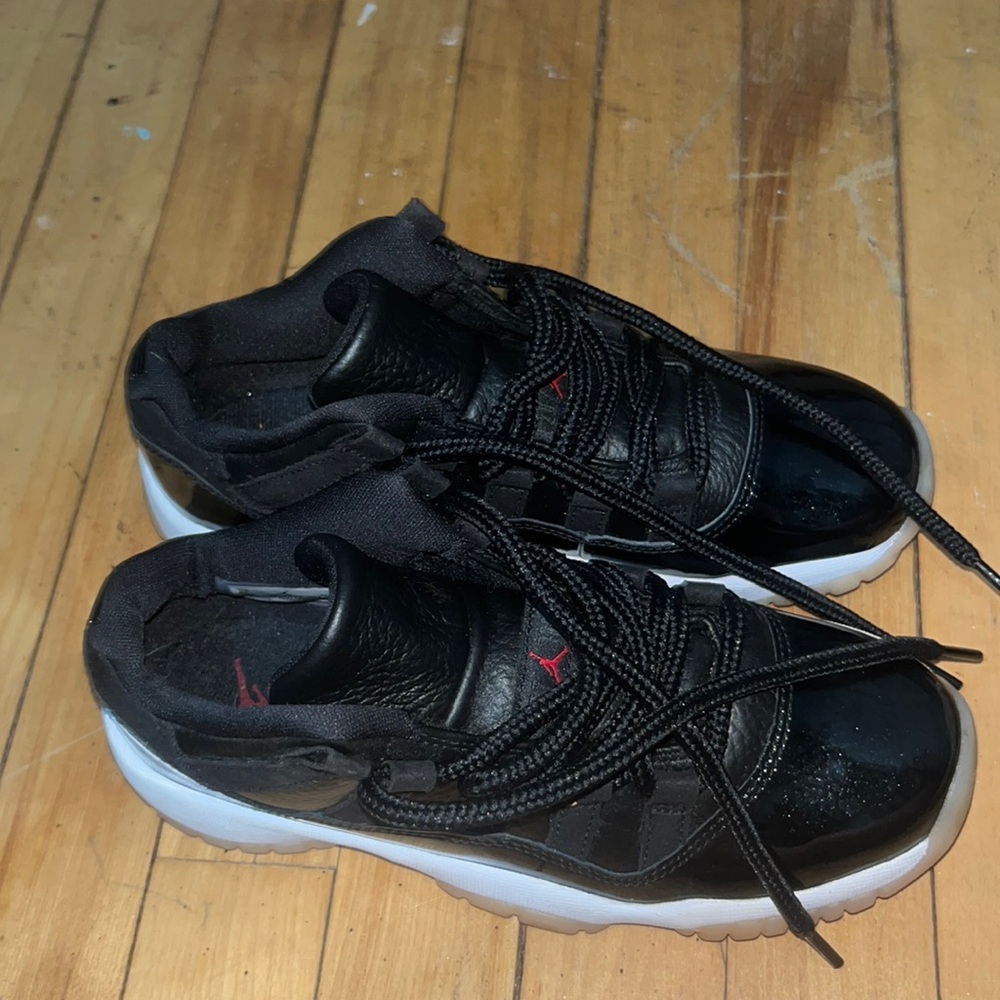 Never wear buy it in foot locker and never use it